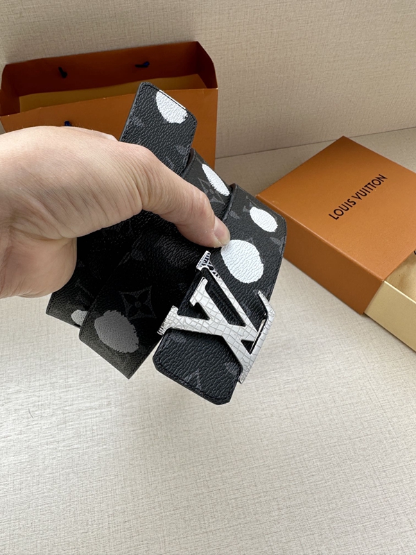 激安ルイヴィトンベルト素材ディテール